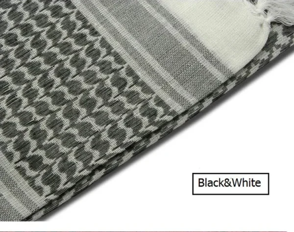 Close-up of Soft Cotton Fabric – Palestinian Keffiyeh Detail